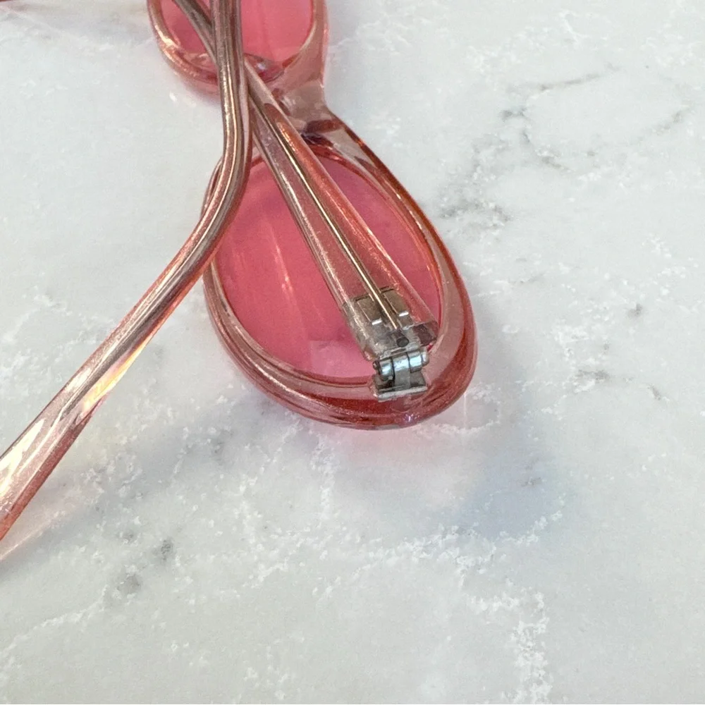 Cute Y2K Pink Oval Sunglasses - Picture 3 of 6